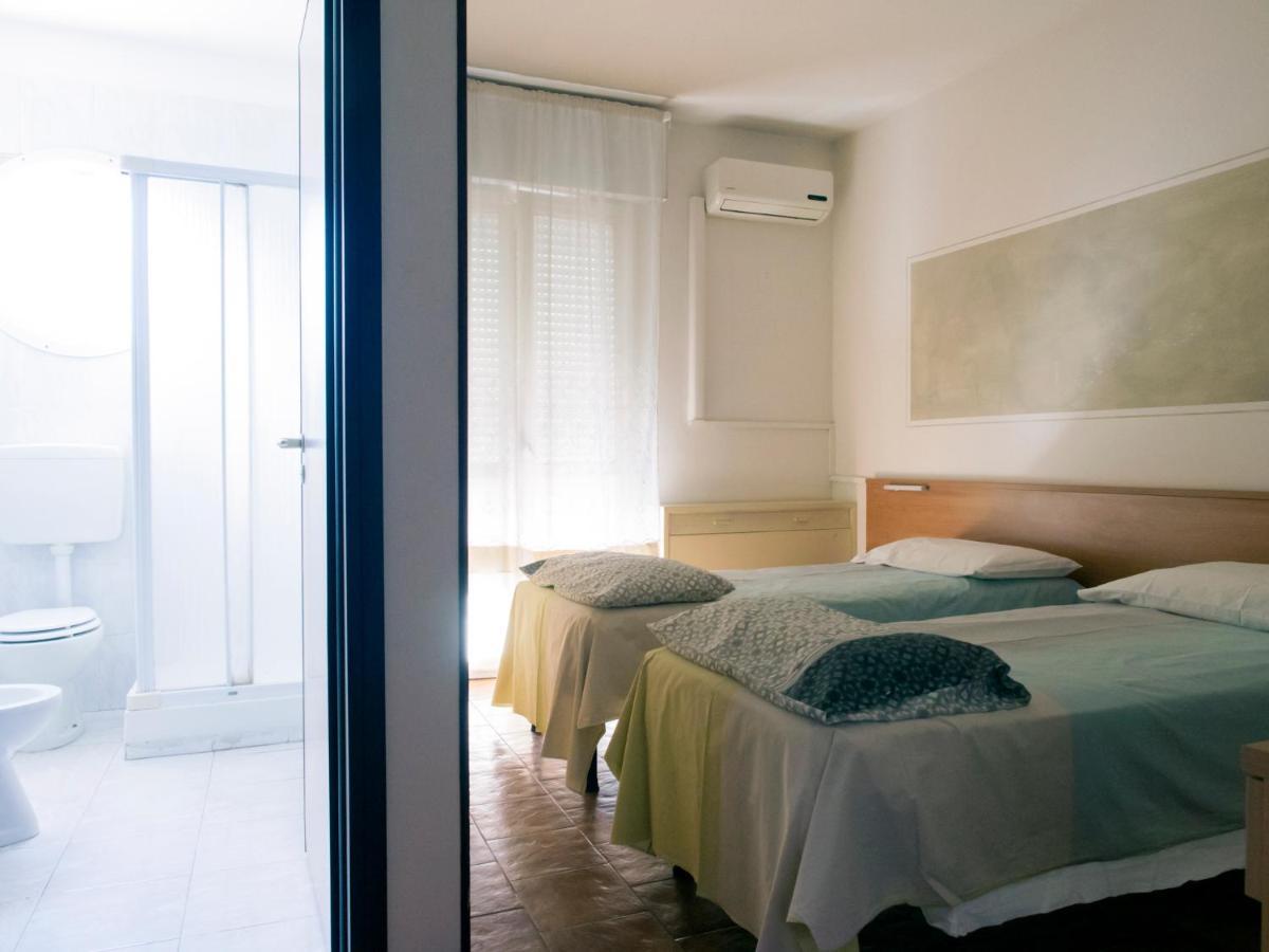Hotel La Vela Castelnuovo Rangone Esterno foto