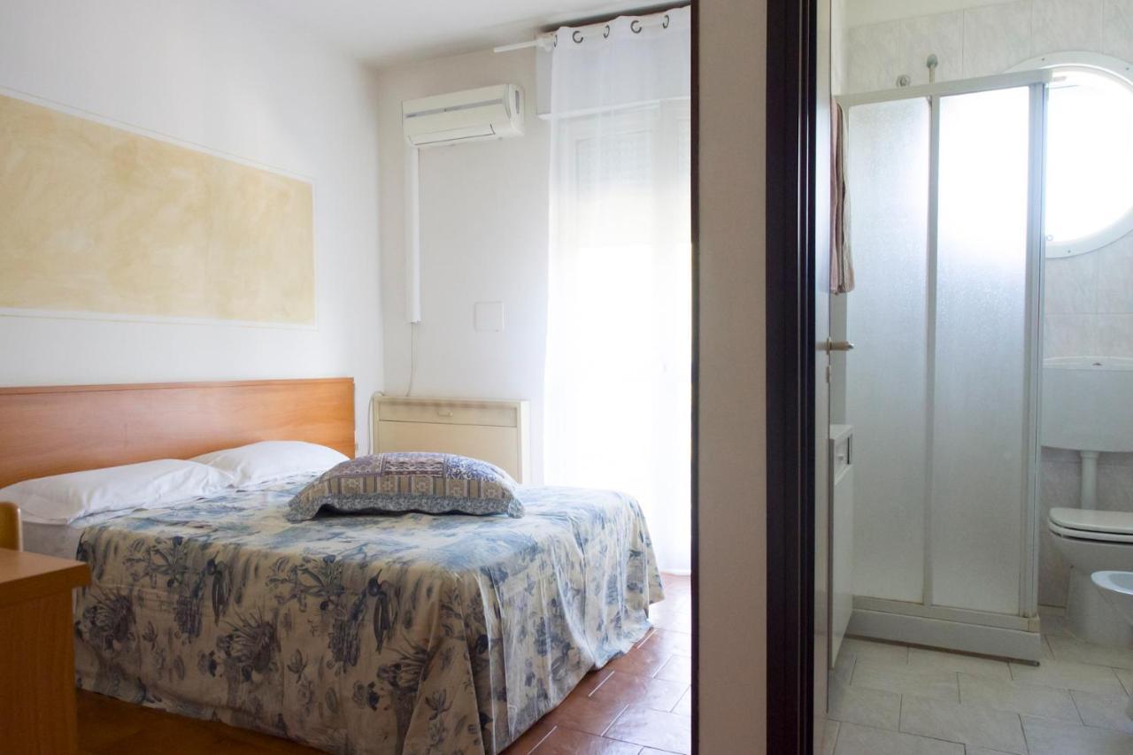 Hotel La Vela Castelnuovo Rangone Esterno foto