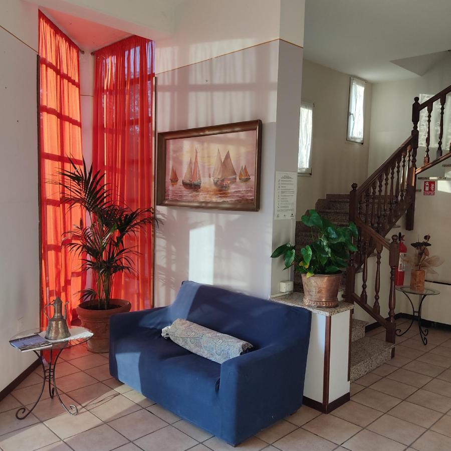 Hotel La Vela Castelnuovo Rangone Esterno foto