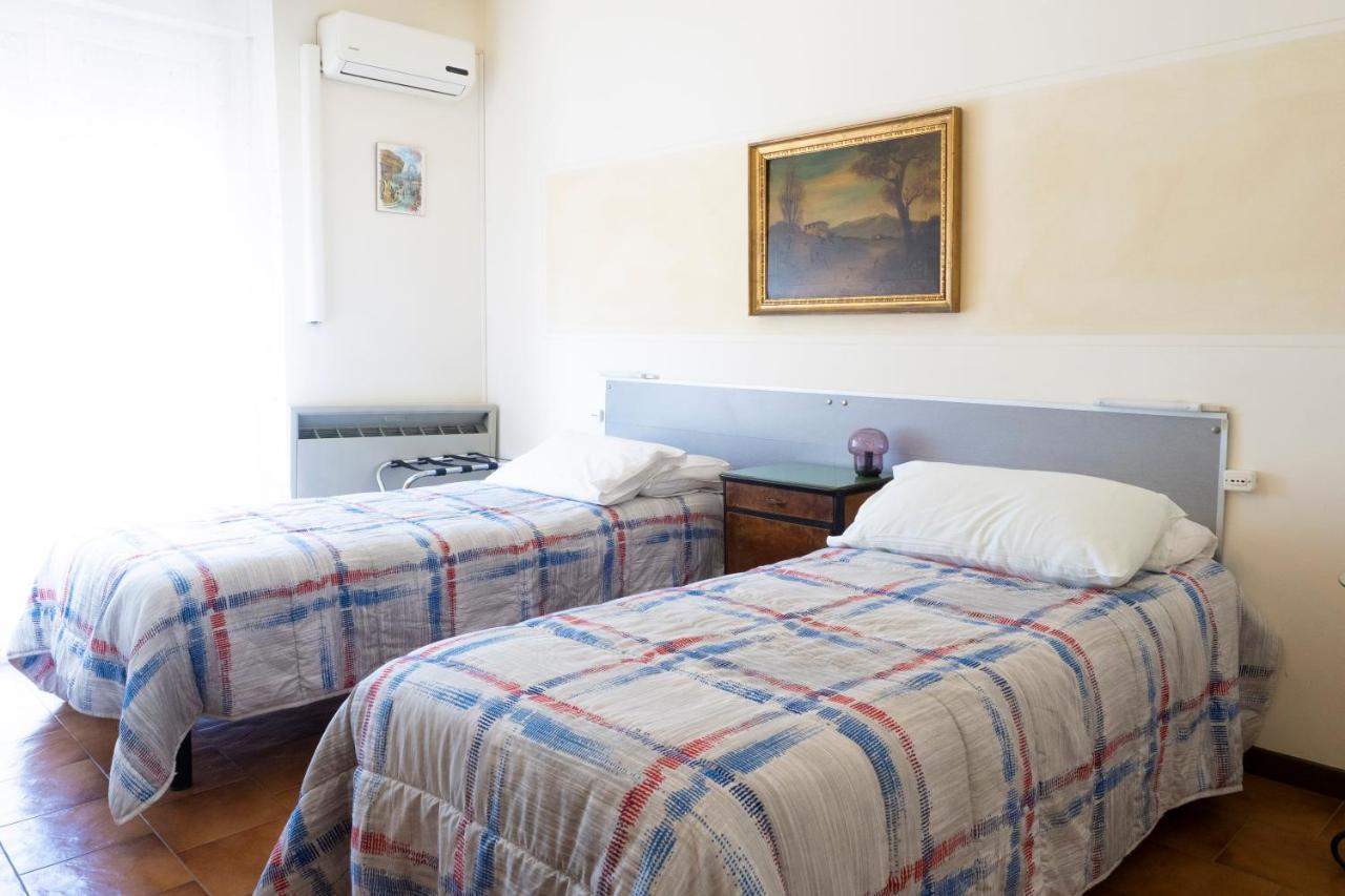 Hotel La Vela Castelnuovo Rangone Esterno foto