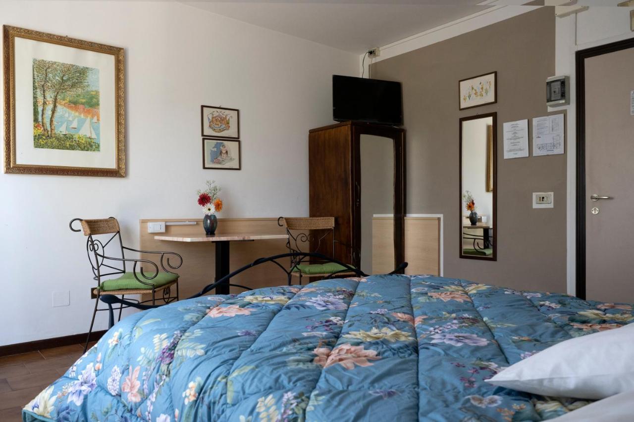 Hotel La Vela Castelnuovo Rangone Esterno foto
